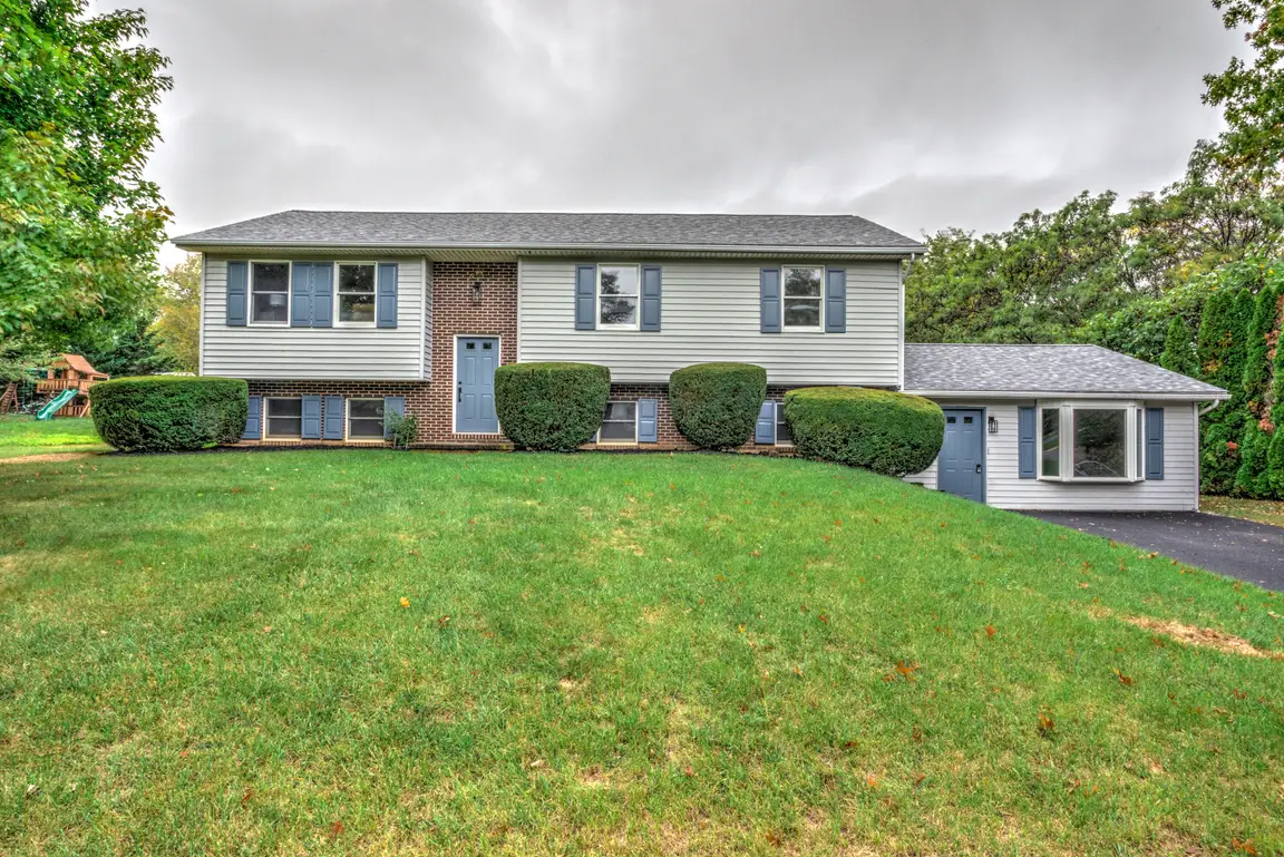Front of a house in Delaware County