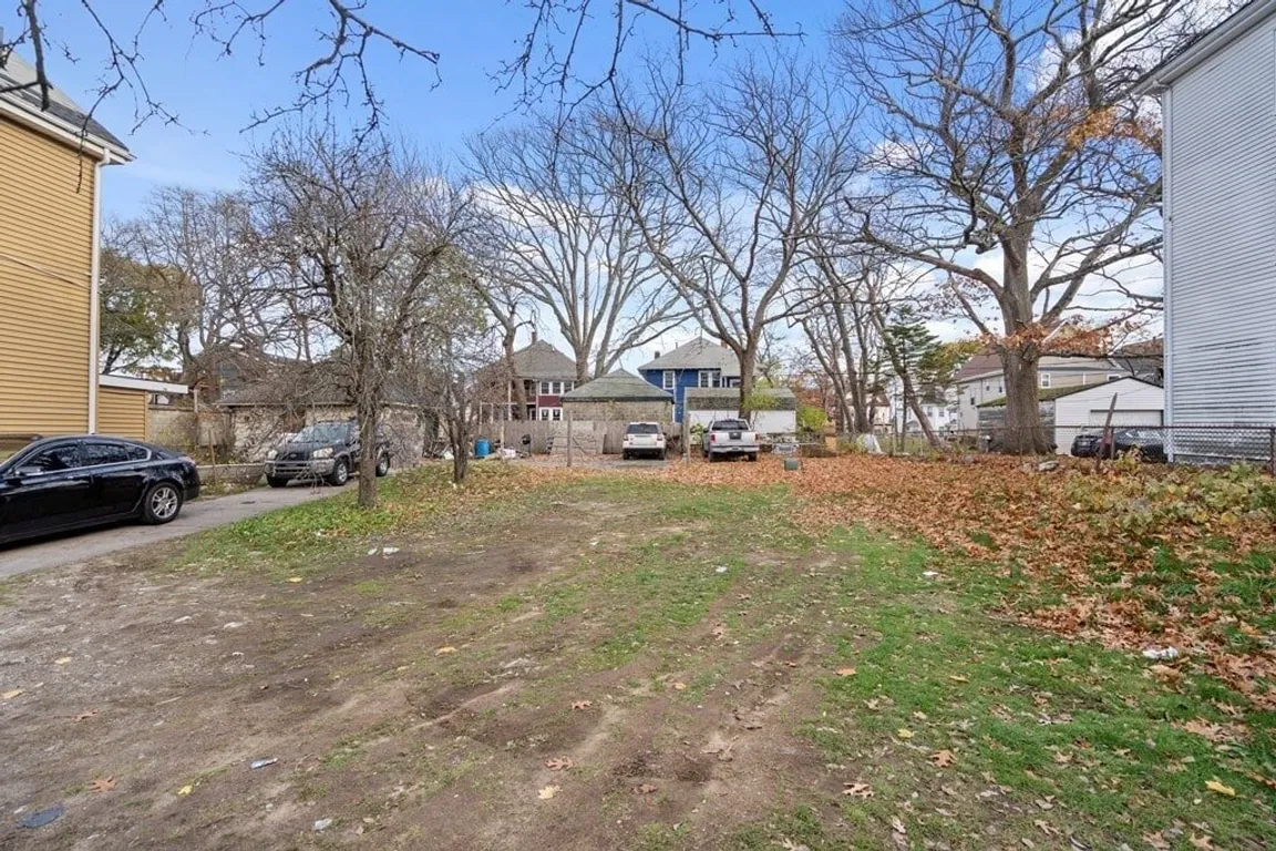 Boston Land