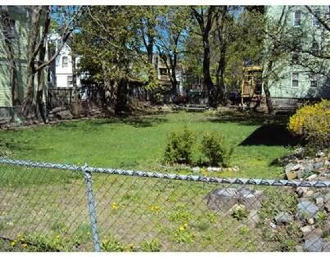 Vacant-lot-MA