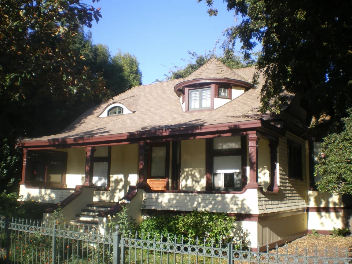 Sell Your House Fast La Cienaga Heights