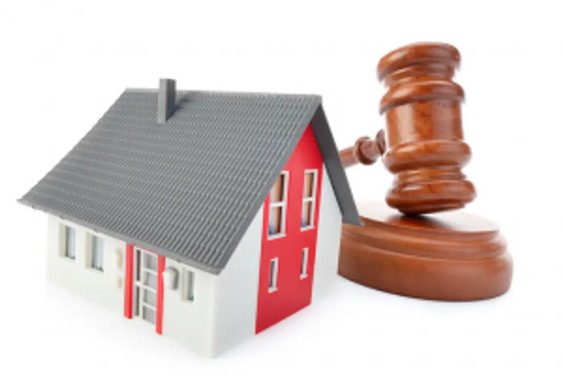 Is-It-Necessary-to-Involve-the-Court-When-Inheriting-a-House-With-Siblings_-300x200-1