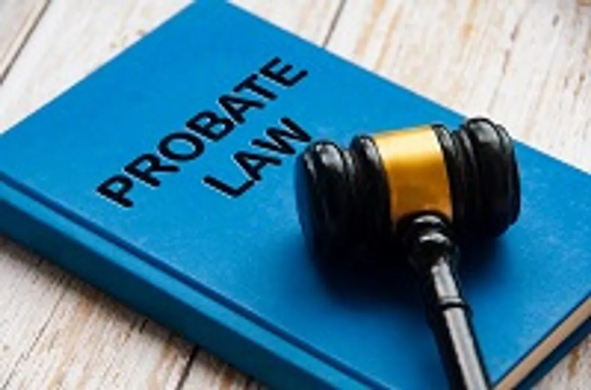 Can a House Be Sold While in Probate in West Palm Beach FL