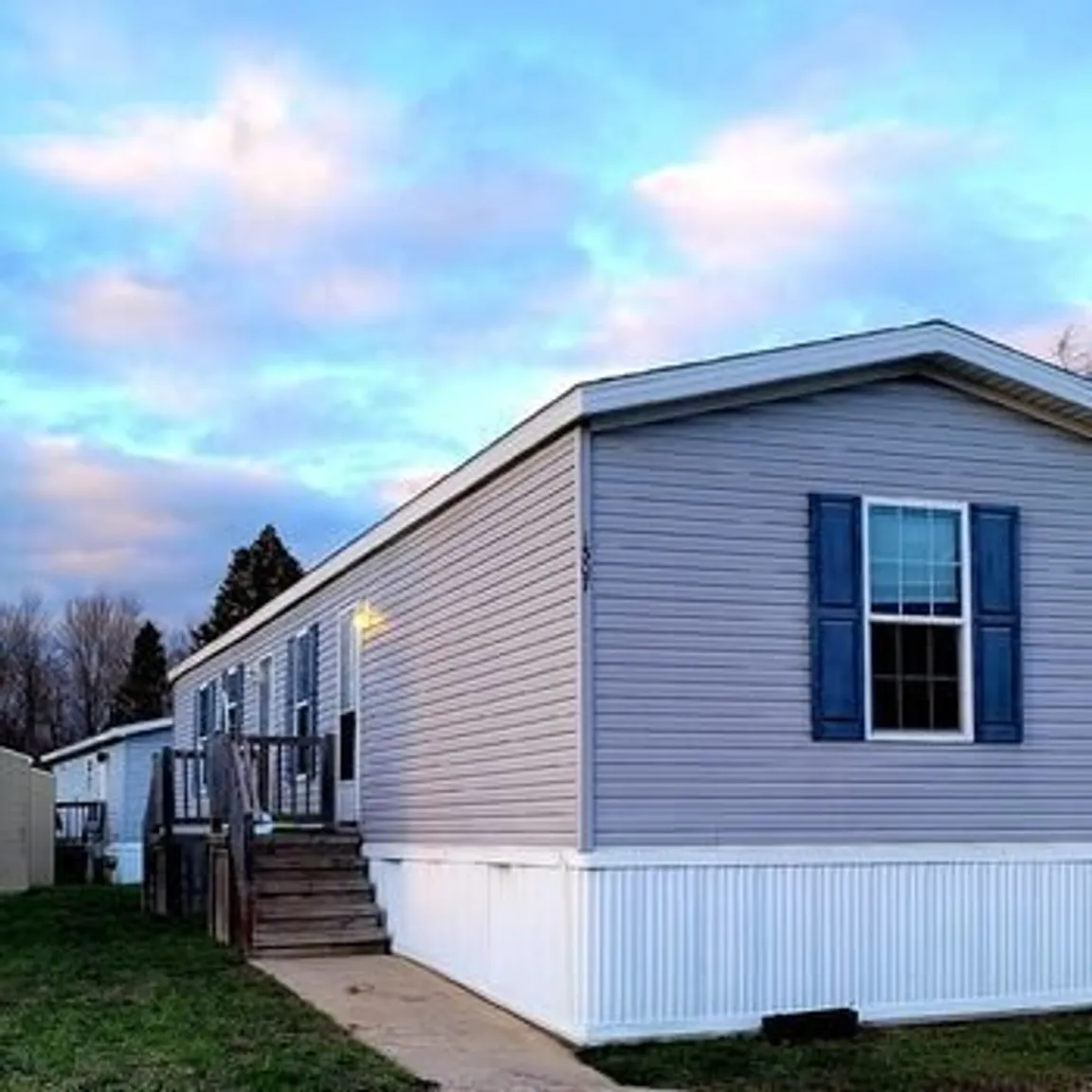 we buy mobile homes in Seaford
