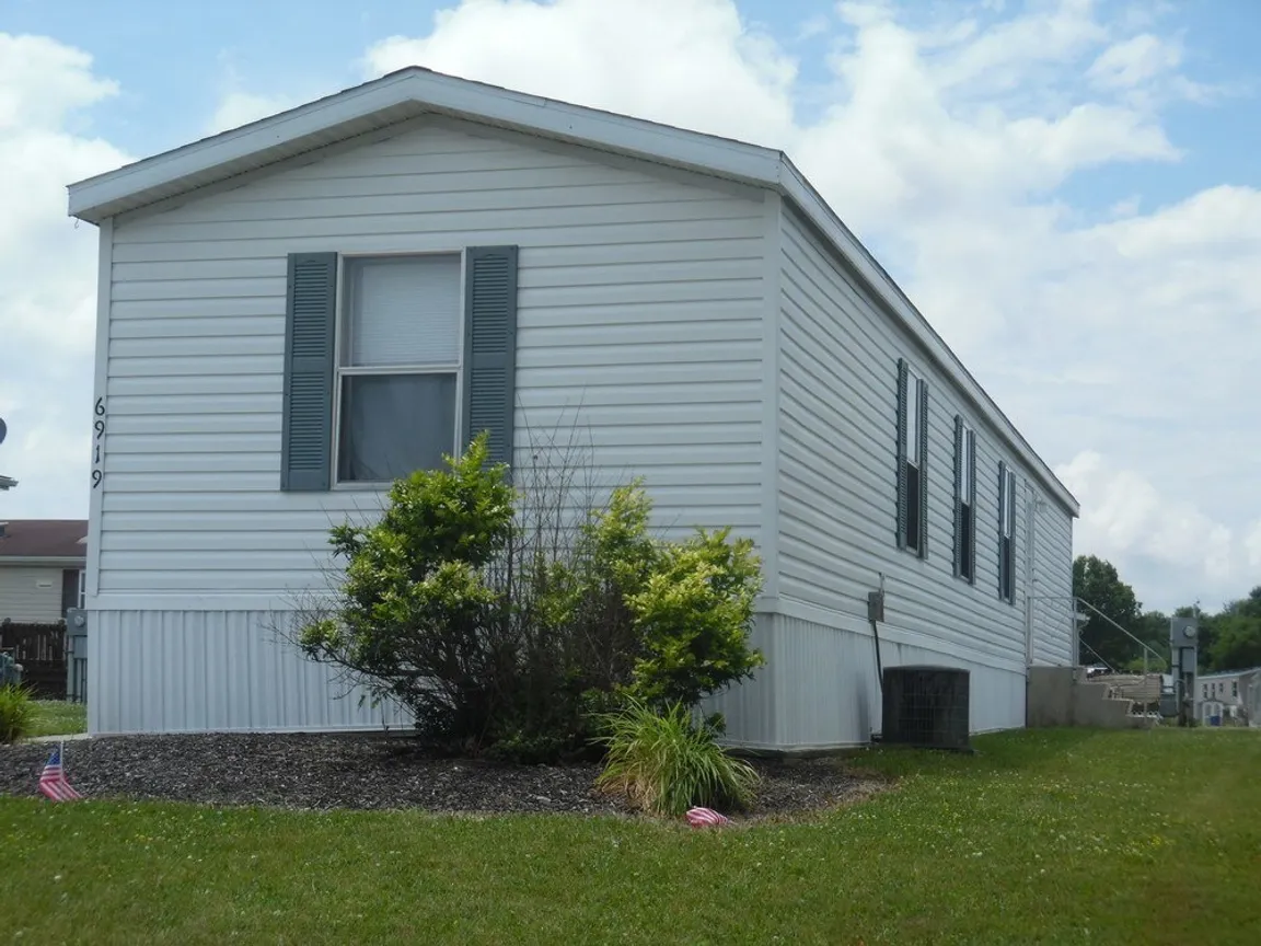 we buy mobile homes in Townsend