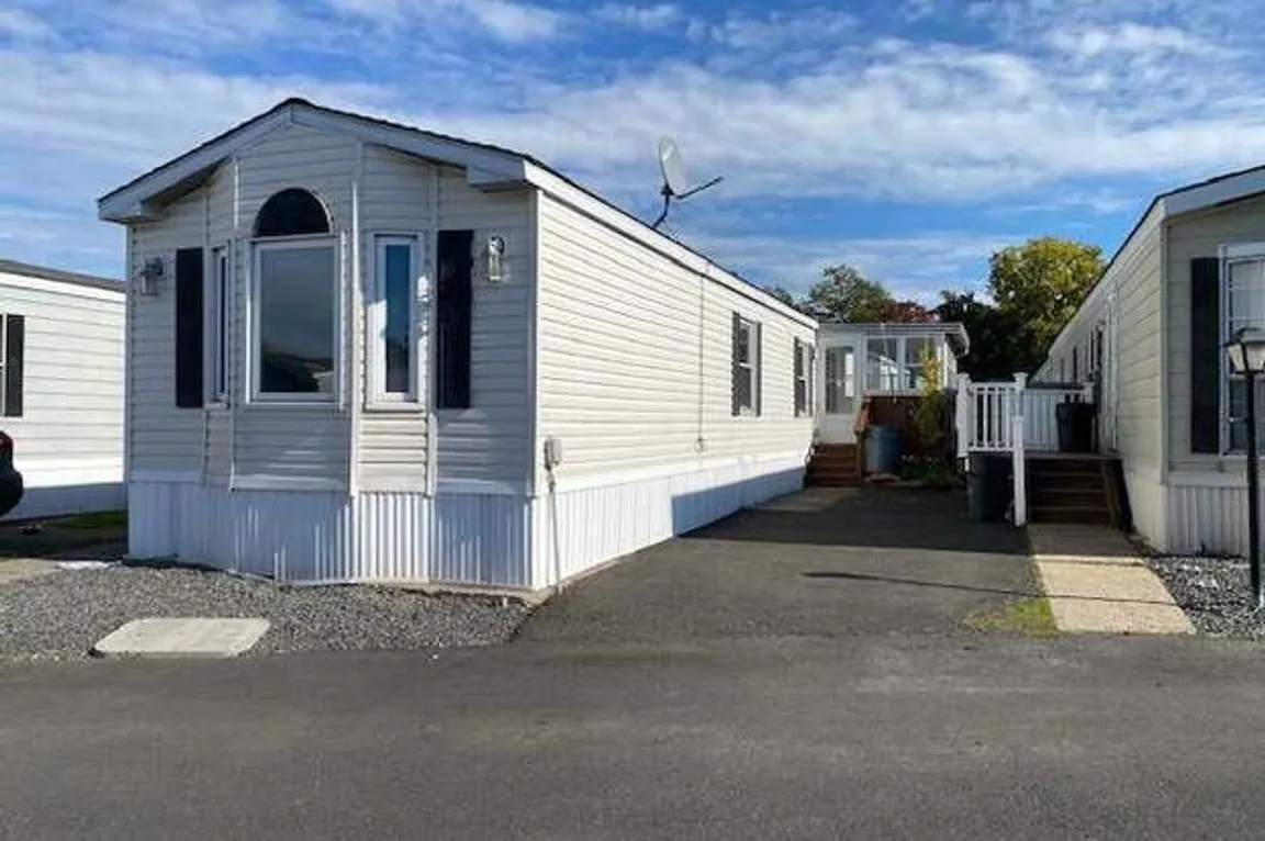 we buy mobile homes in Kenton