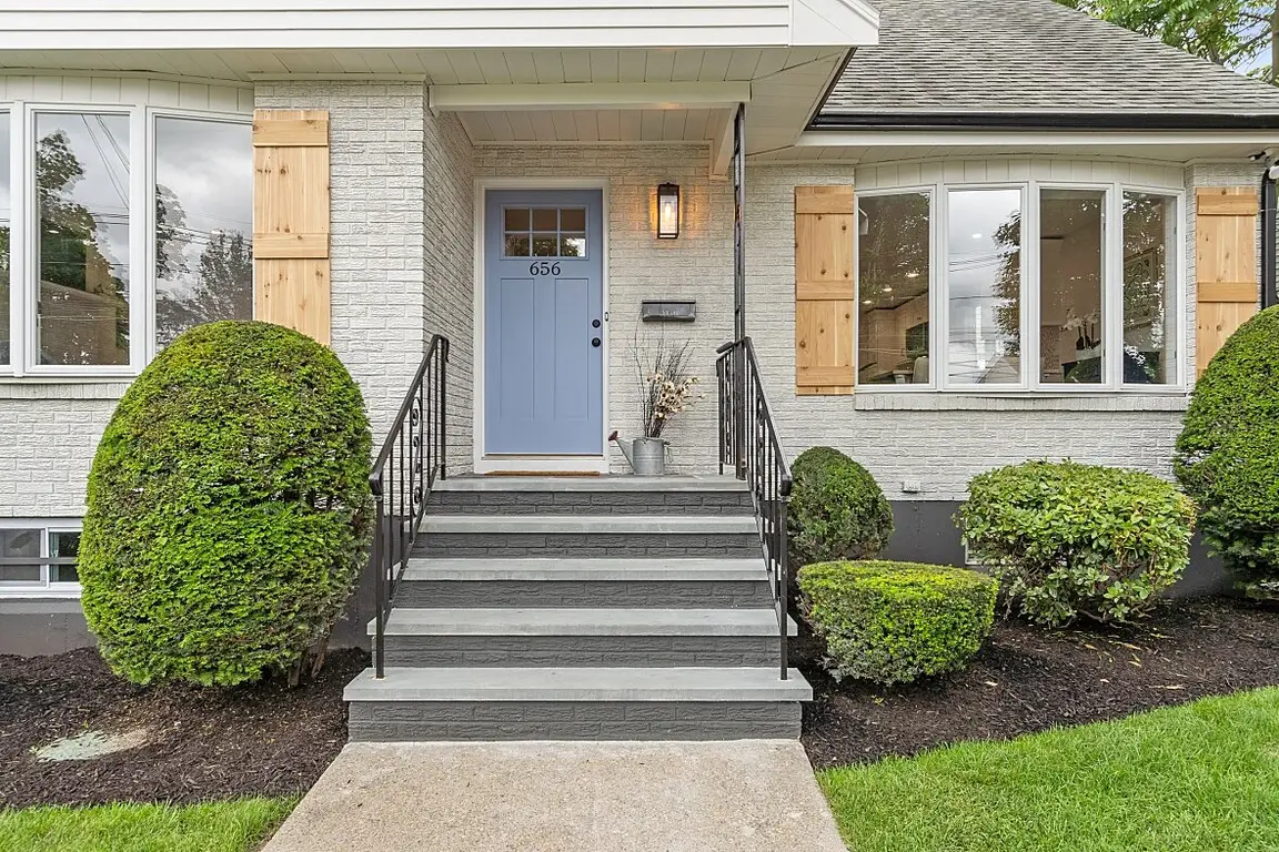 Single family house Waltham, MA