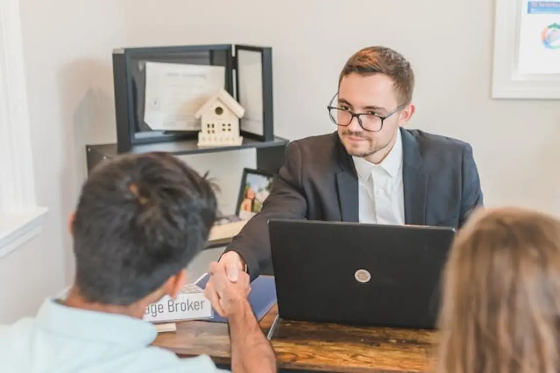 Mastering Negotiation for Cash Home Sales