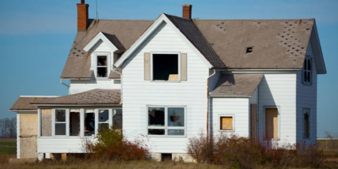 Selling a House That Needs Reparing in [market_city]