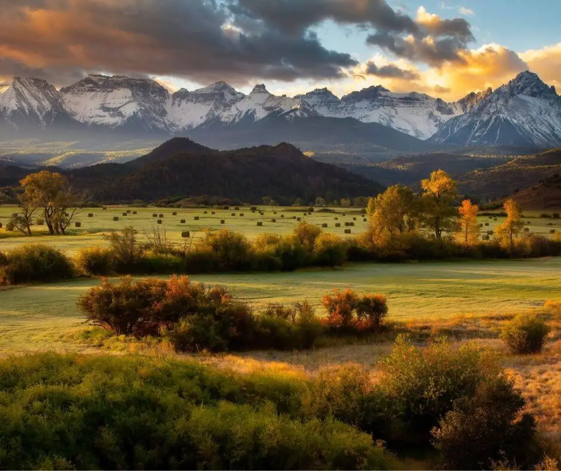 we buy land in colorado