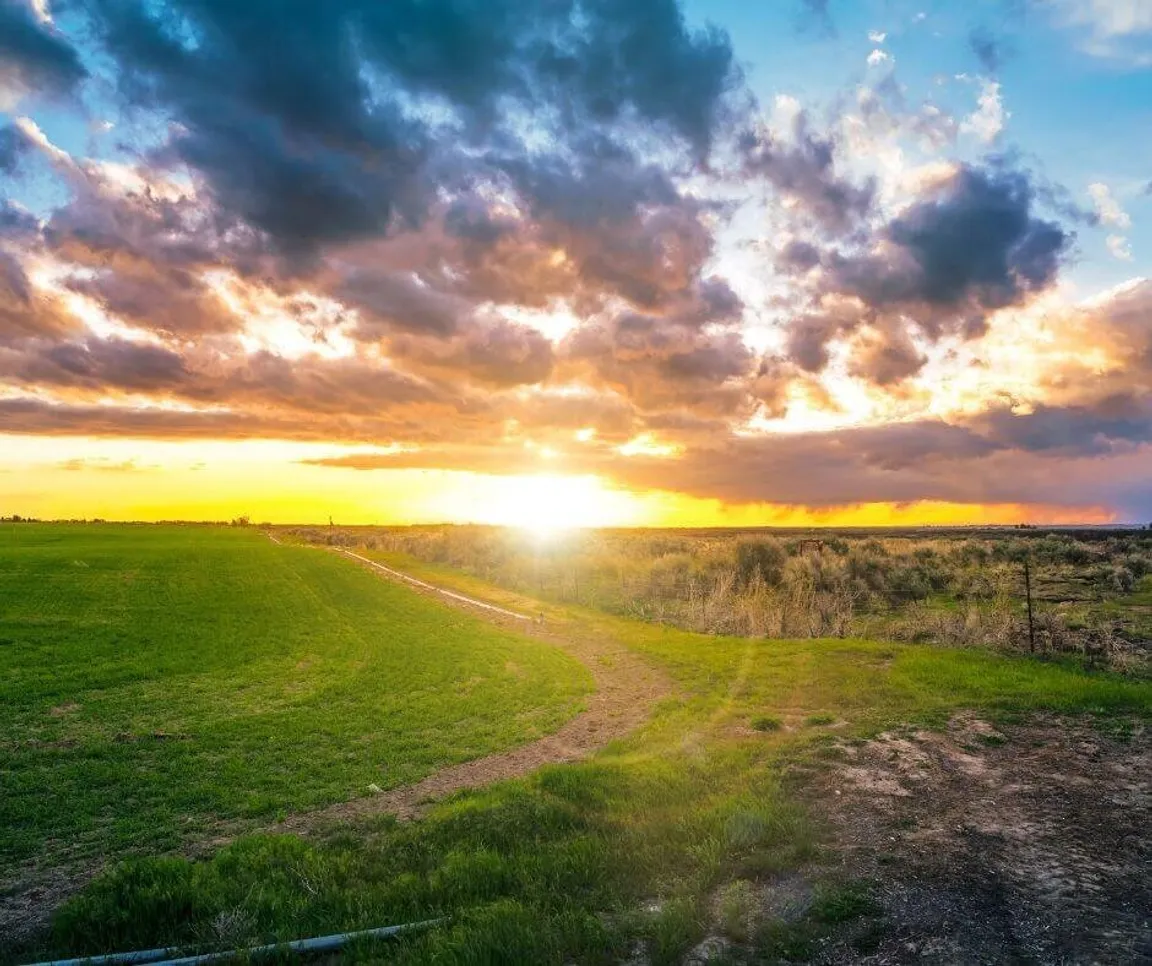 sell land to a developer in Idaho