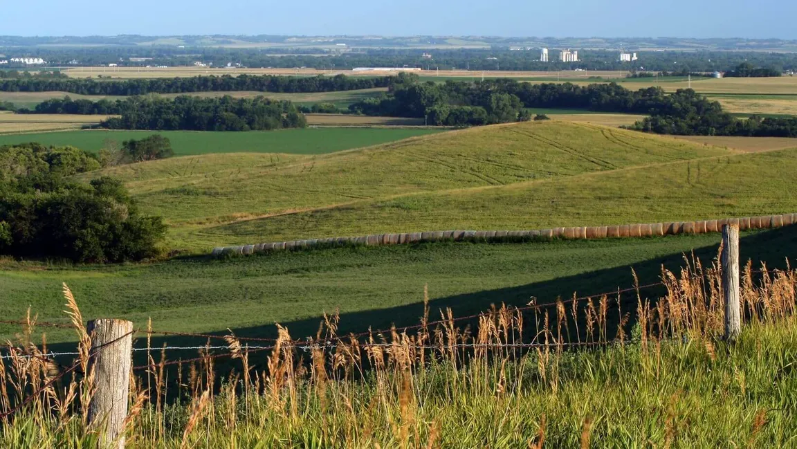 sell land to a developer in Nebraska