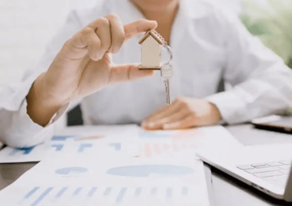 investors buying properties in Englewood Florida