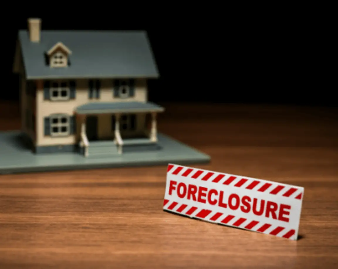 foreclose on house in Sanibel Island Florida