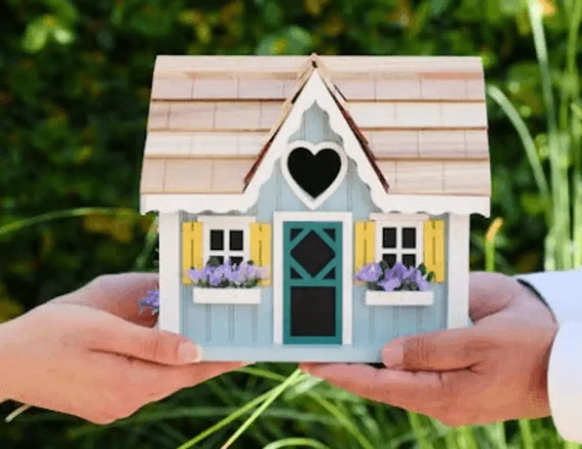 Do all heirs have to agree to sell a property in Port Charlotte FL