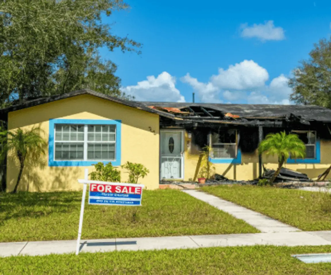 sell fire-damaged house in Labelle Florida