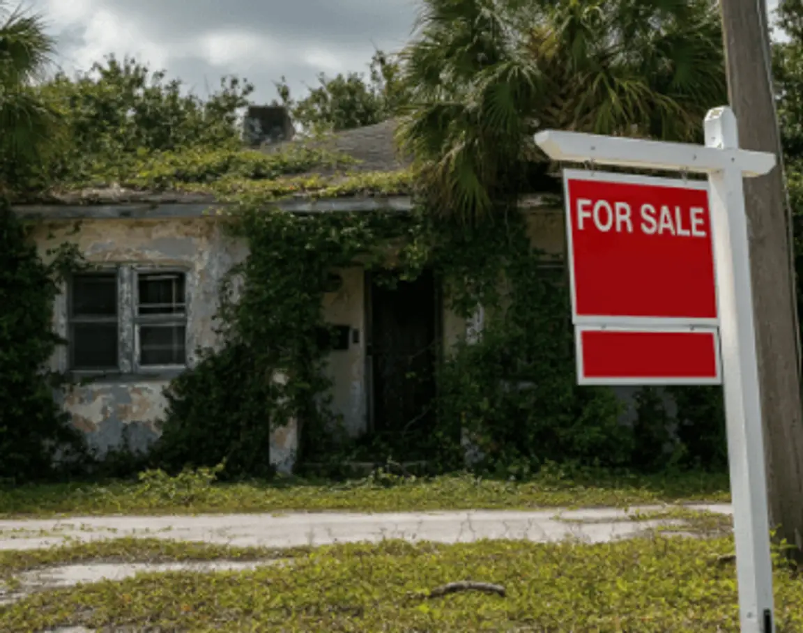 selling unwanted house in Golden Gate Estates Florida