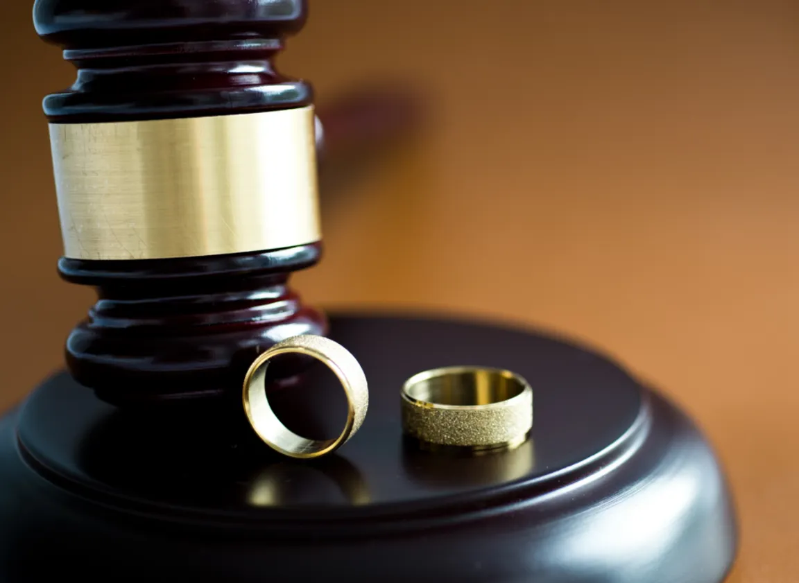 can you sell house during divorce in Texas 