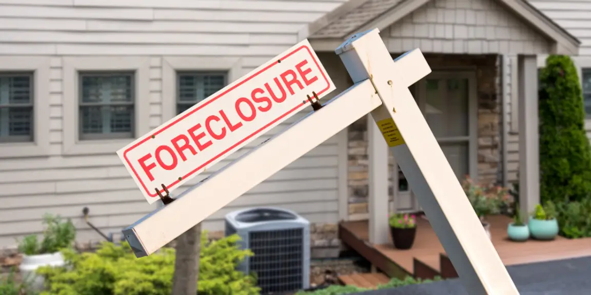 How to sell a house in foreclosure Texas