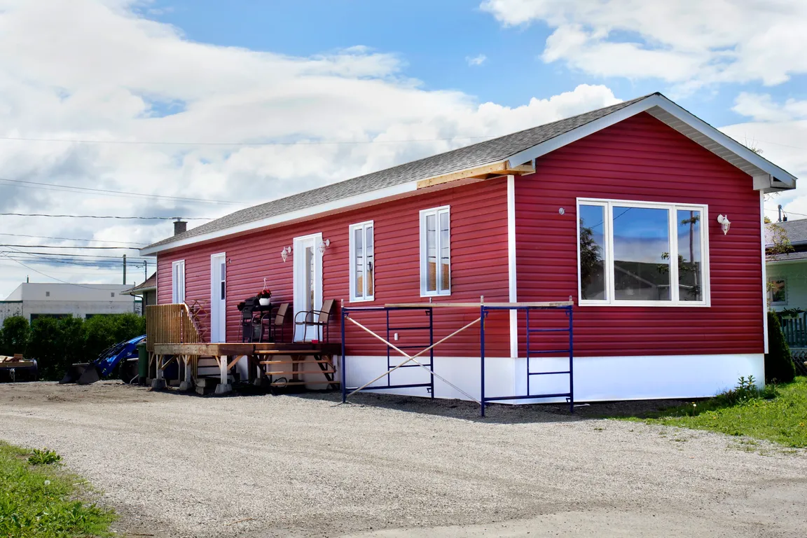 Mobile Home For Sale