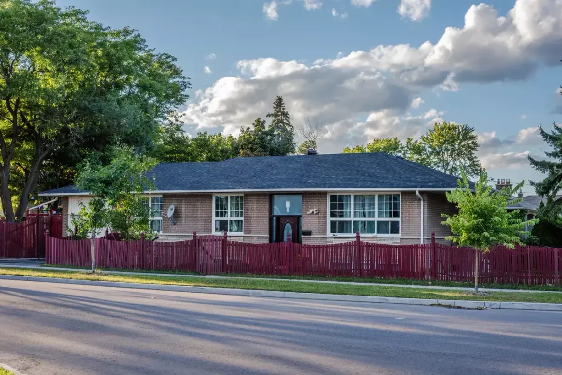 companies that buy houses Chatham