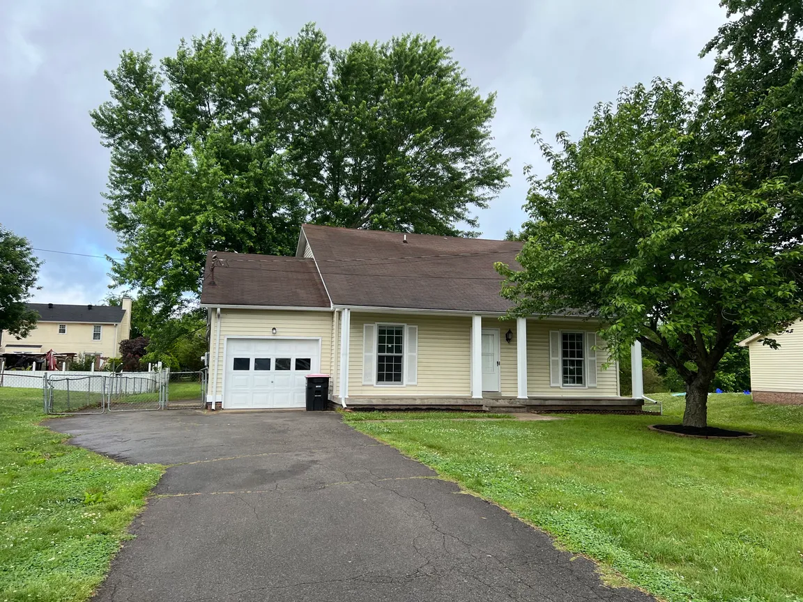 We Buy Houses Cumberland City