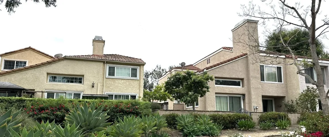 Houses in Lake Forest, California