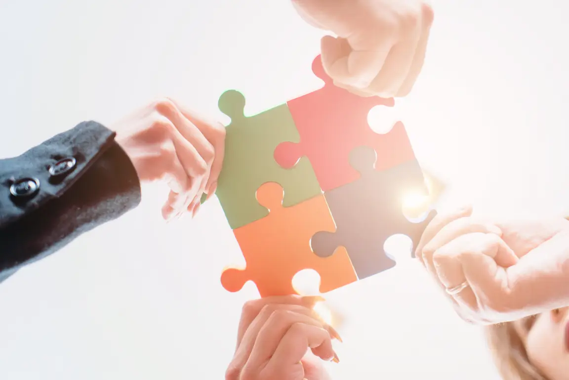 4 person wholesaling team
