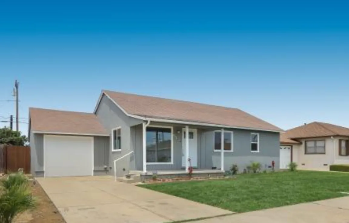 Oxnard House After a remodel bought cash by Quick Home Offers