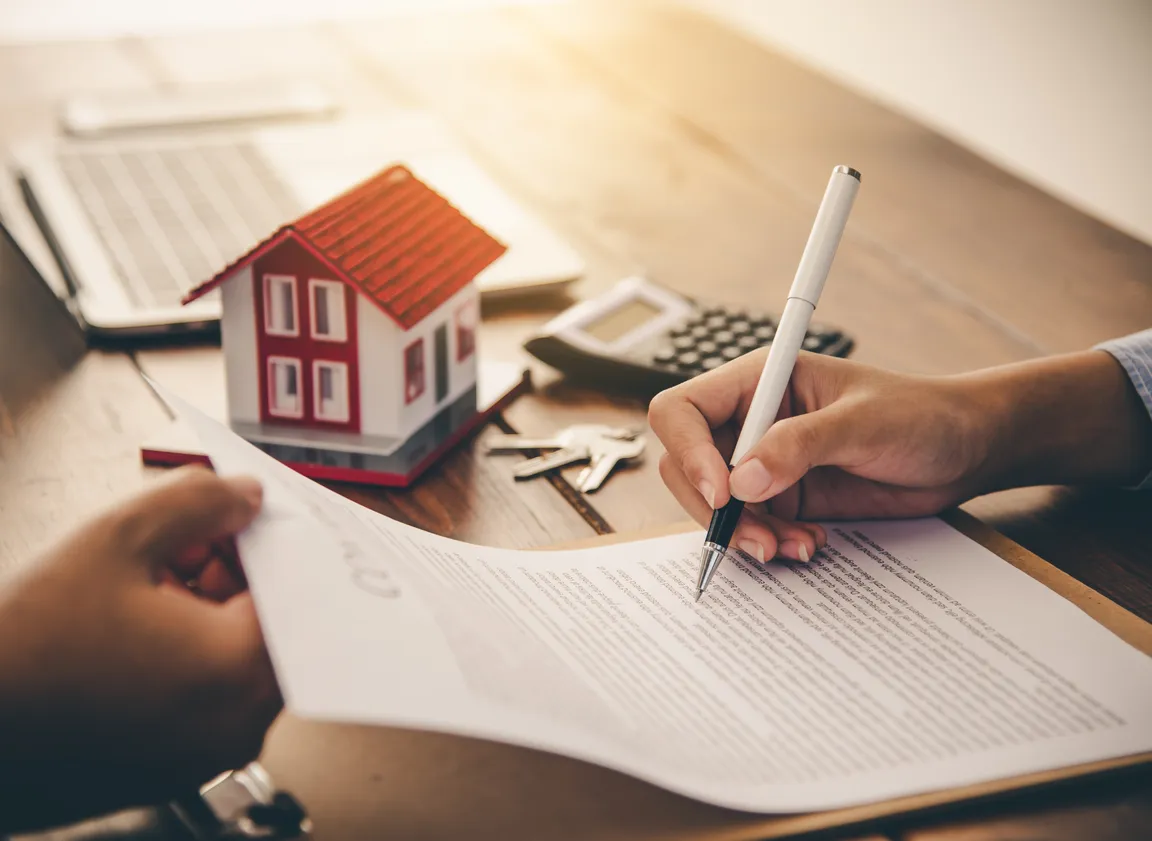 Can You Sell A House With A Mortgage In Chicago, Illinois hero Chicago