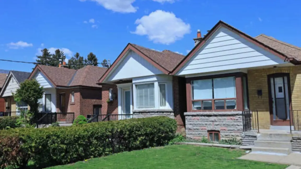 we buy houses in Berlin MI
