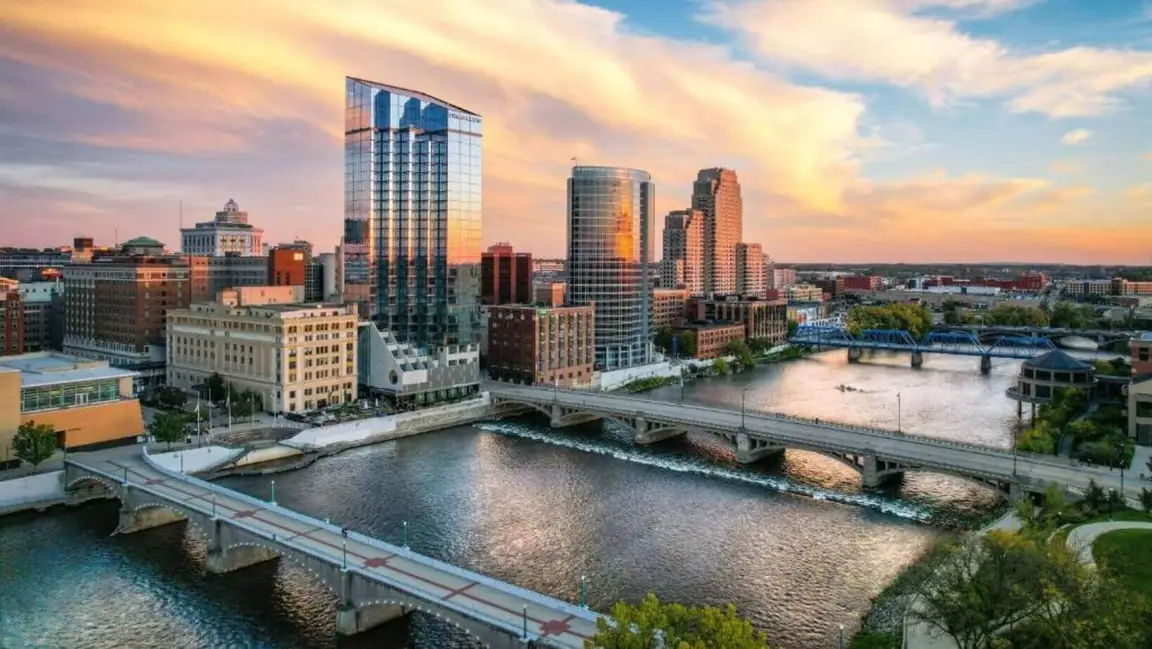 we buy houses in Grand Rapids MI