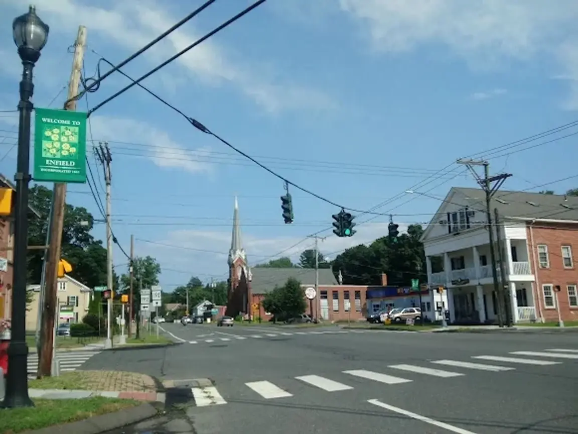 We Buy Houses Fast In Enfield Connecticut