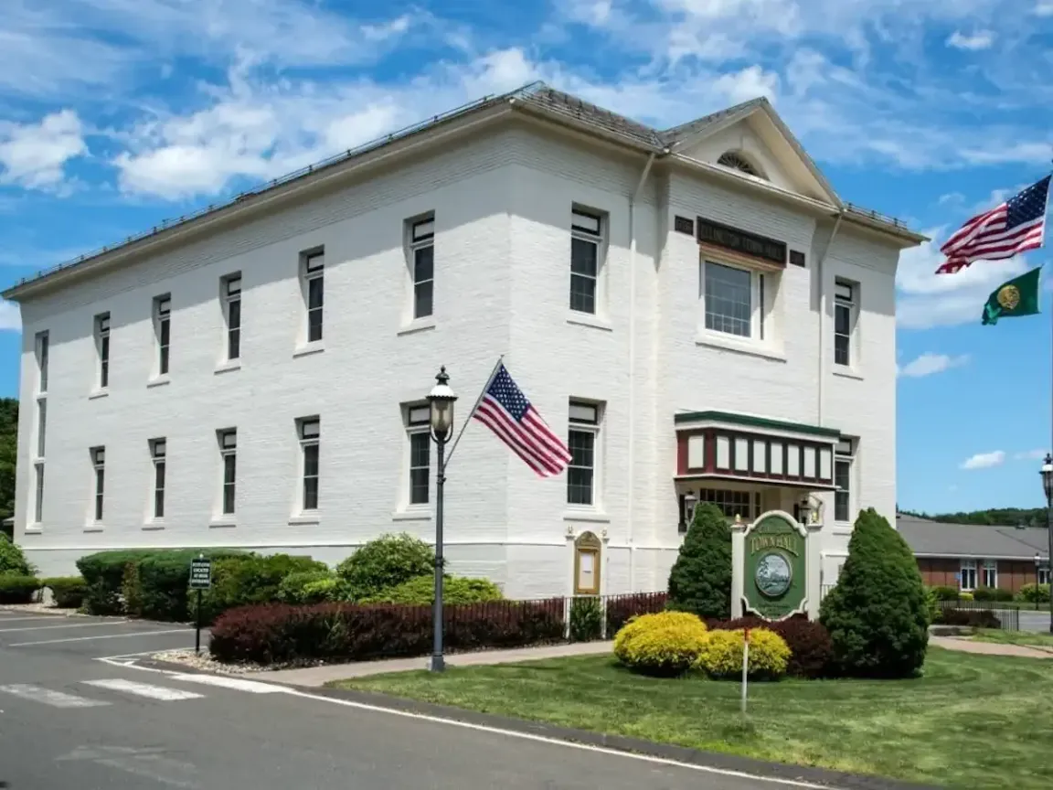 We Buy Houses In Ellington CT