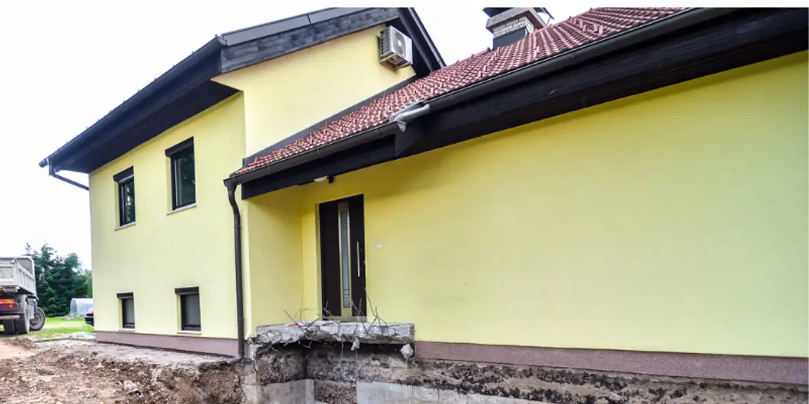 A house with foundation issues
