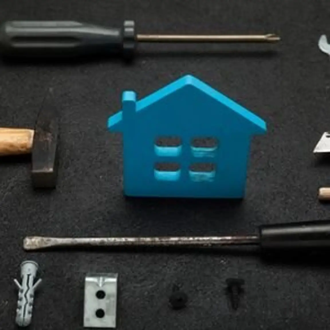 House icon representing residential real estate services