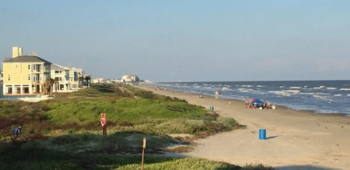 We buy houses in Jamaica Beach TX cash