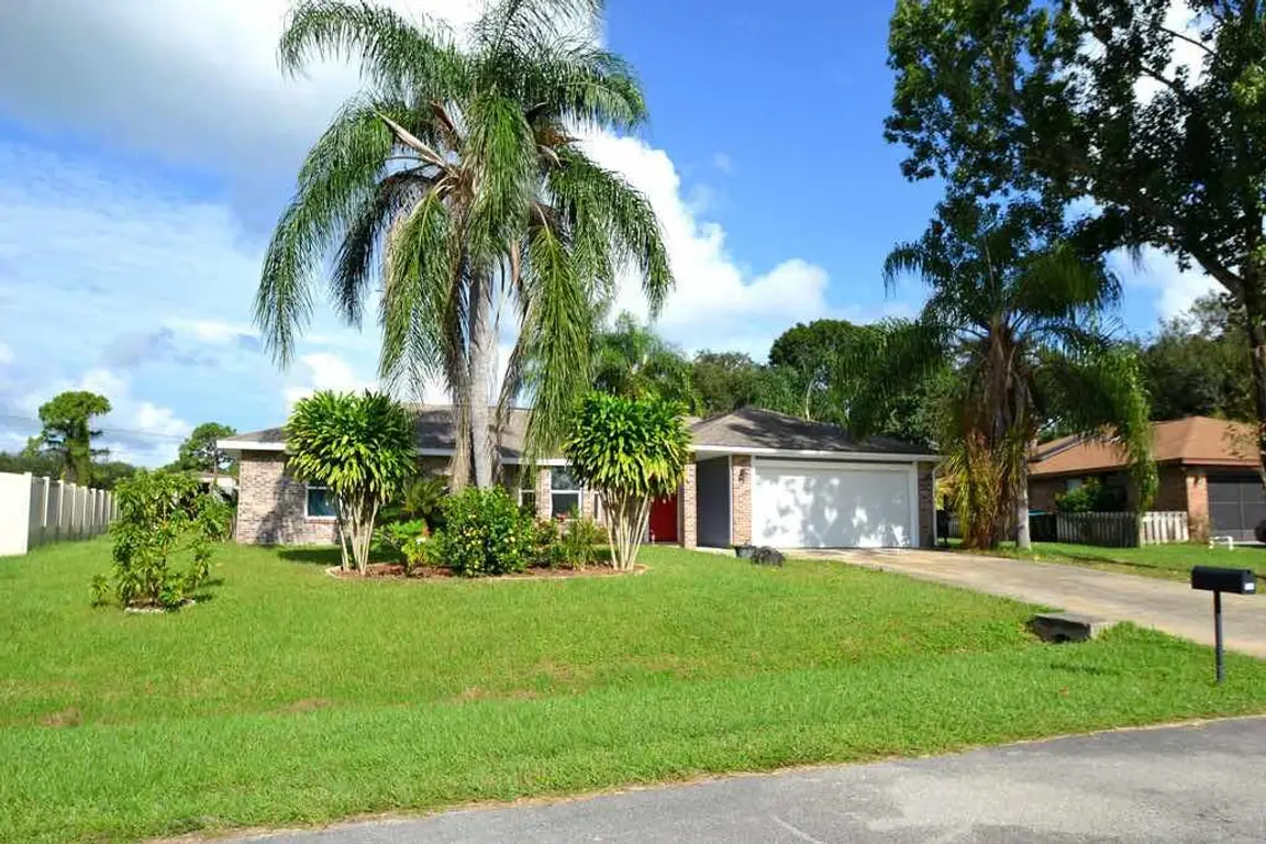 Cash Sales Vs. Auctions In Cape Coral