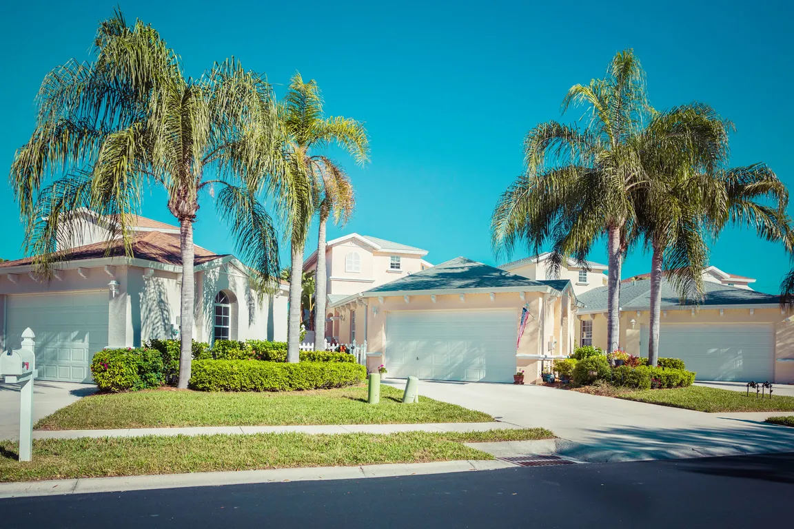 we buy houses South Florida