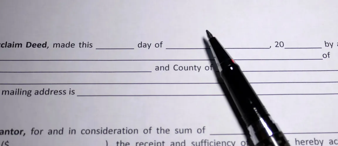 How to Transfer Property Using a Quitclaim Deed in [market_ciy]