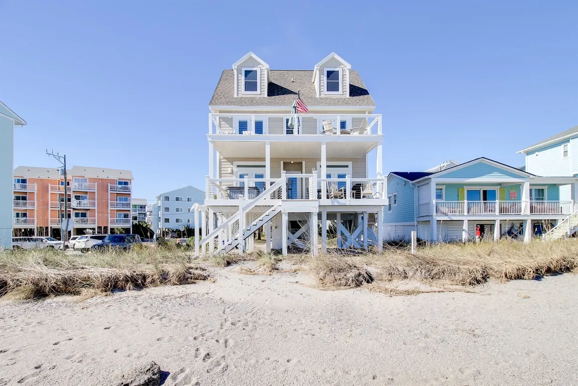 Oceanfront single-family home in Carolina Beach, NC sold as-is for cash to Cape Fear Cash Offer after the owner faced foreclosure