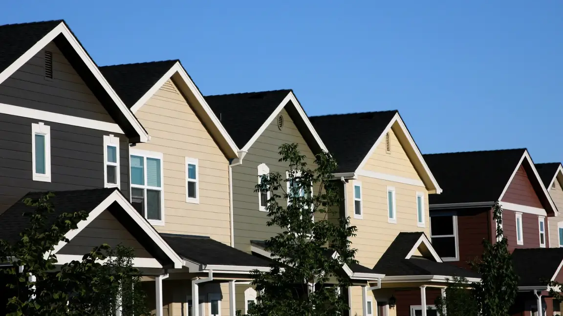 we buy any houses for cash