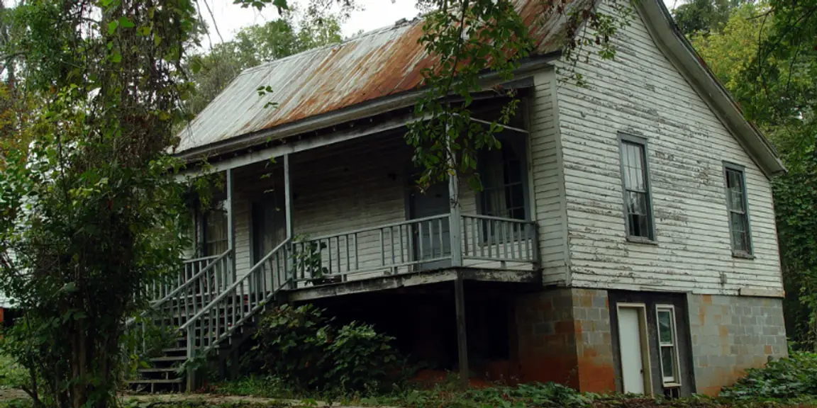 Selling a Home Requires Repairs in [market_city]