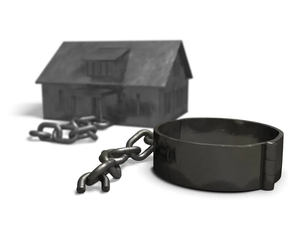 Do I Have to Pay Off HELOC When You Sell Your Home?