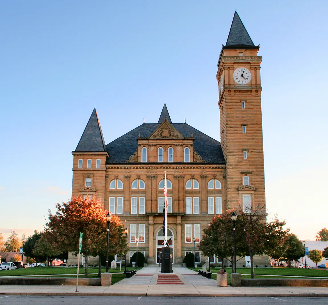 Picture of Tipton Courthouse