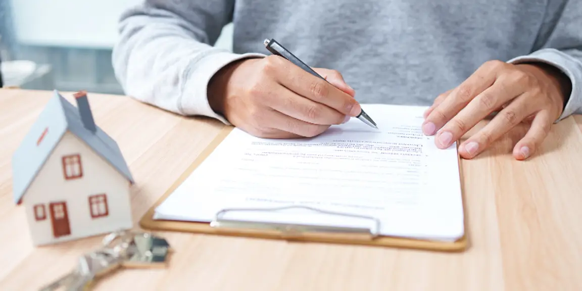 What Is the Difference Between a Title and a Deed in [market_city]