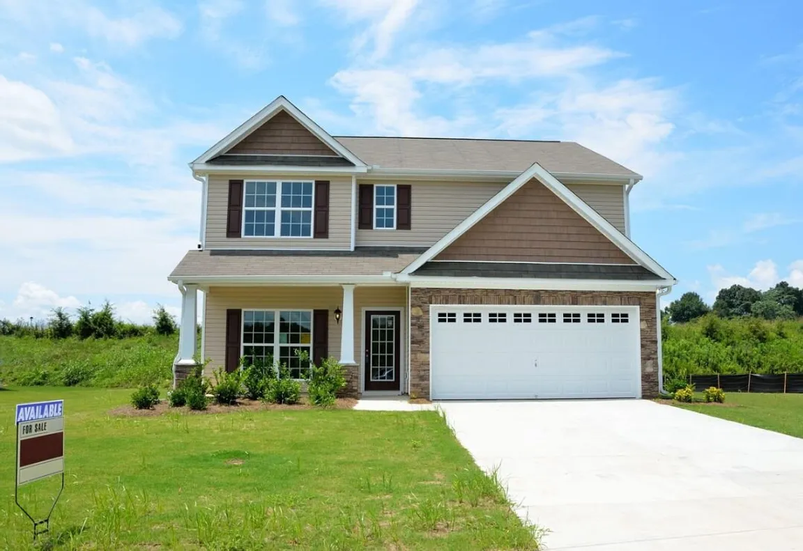 estate properties in north tacoma