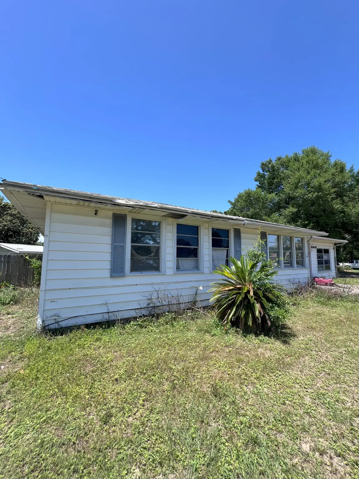 House bought fast for cash in Pensacola
