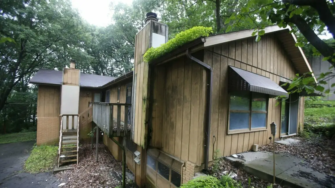 Sell an older home that needs repairs