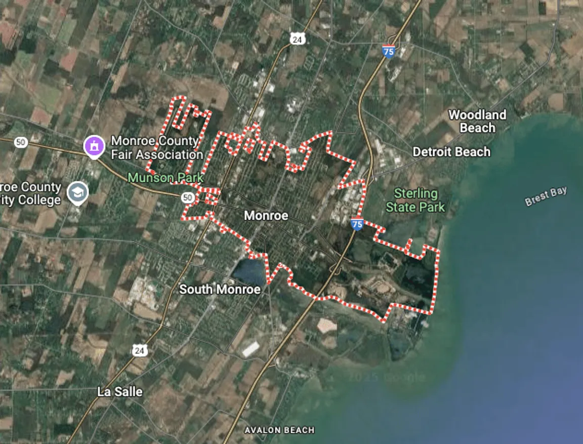 sell my land cash Monroe Michigan