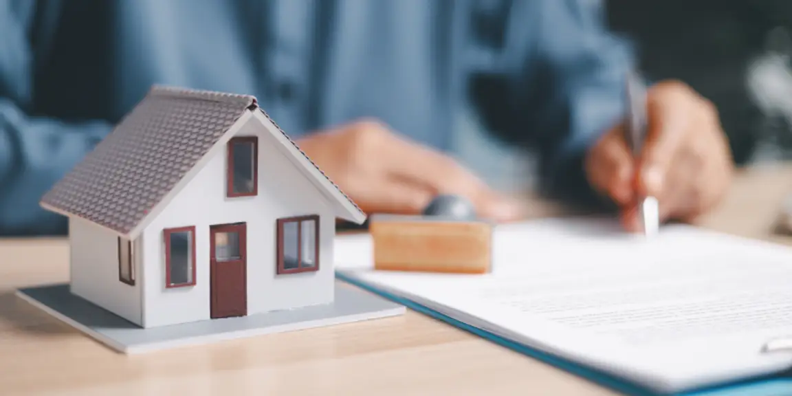 Distinction Between Title and Deed In [market_city]
